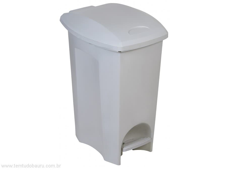 Lixeira Pratica Com Pedal Branca Plasutil (33l) - Portal do Médico
